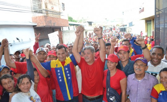 El pueblo de Guáricodesbordó las calles sanjuaneras para acompañar a José Vásquez 